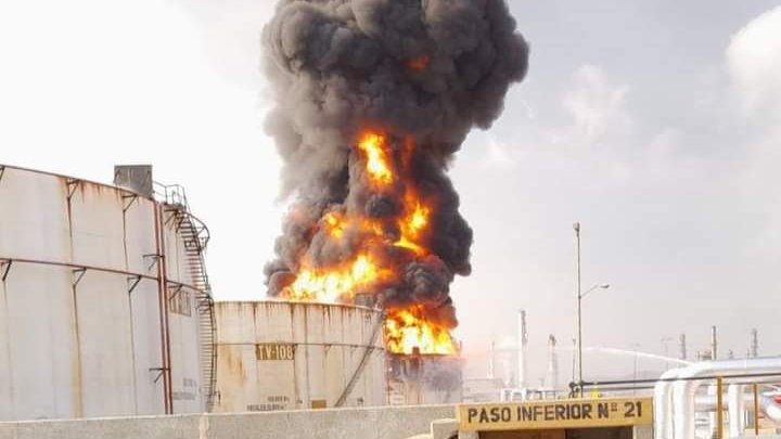 Pemex refinery fire at Salina Cruz burns for nearly 24 hours