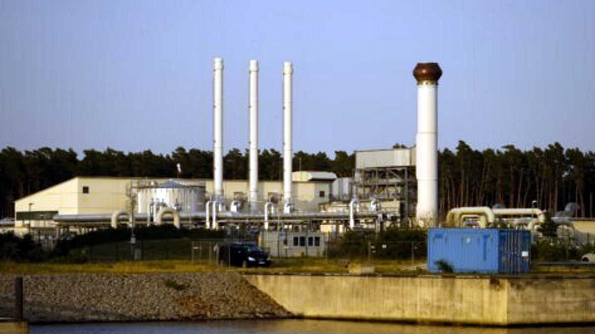 Blaze At State Oil Giant PKN Orlen Plant In Poland Kills 2