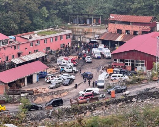 Zonguldak'ın Kilimli ilçesindeki maden ocağında meydana gelen grizu patlaması sonucu 2 kişi hayatını kaybetti, 5 kişi yaralandı. ( Gökhan Yılmaz - Anadolu Ajansı )