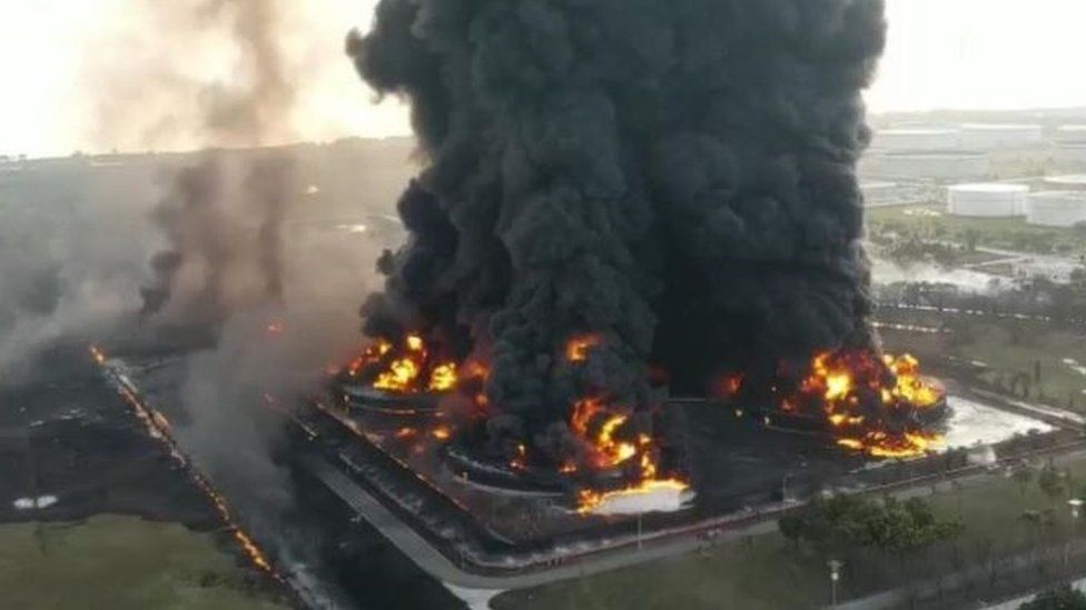 Indonesia Fire: Massive Blaze Erupts At Oil Refinery