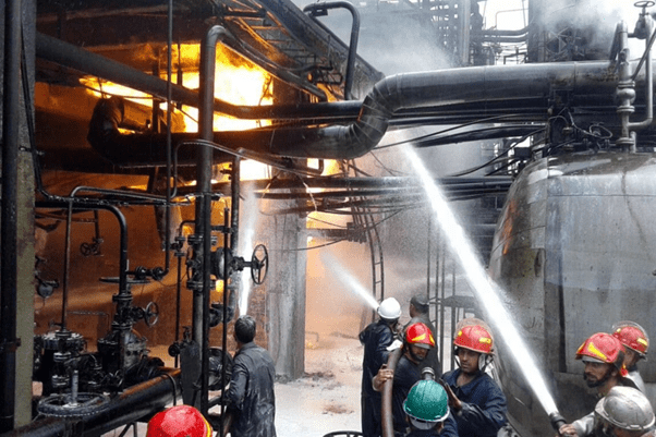 Syria – Major Fire Hits Homs Oil Refinery
